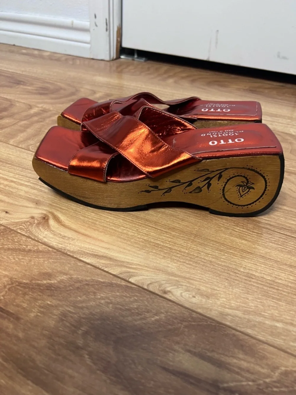 Otto Tootsi Plohound Metallic Platform Sandals Red | EU 39 (US Women’s 8–8.5)